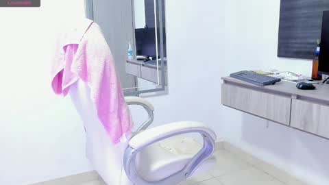 Dahian  online show from 13, 9, 2025