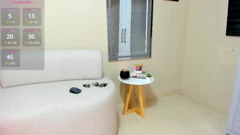 Dahian  online show from 14, 4, 2026