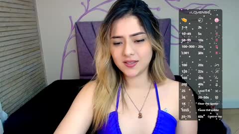 Snapshot of dahliamoore chatting on 6, 12, 2024 Dahlia online show from 6, 12, 2024