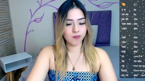 Snapshot of dahliamoore chatting on 12, 12, 2024 Dahlia online show from 12, 12, 2024