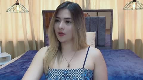 Snapshot of dahliamoore chatting on 12, 12, 2024 Dahlia online show from 12, 12, 2024