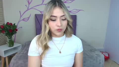 Snapshot of dahliamoore chatting on 15, 2, 2025 Dahlia online show from 15, 2, 2025