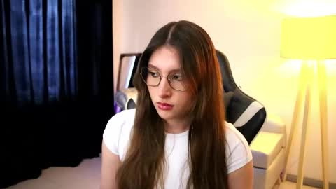 Snapshot of daisha_riley chatting on 23, 9, 2025 Lauren online show from 23, 9, 2025