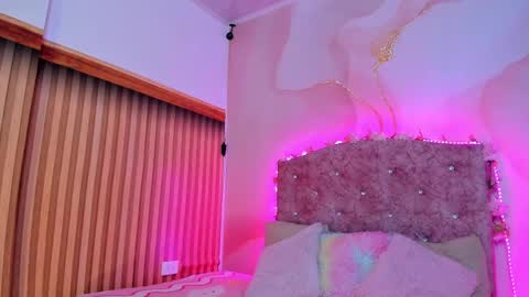 Snapshot of daisy__rose chatting on 6, 3, 2025 Dai online show from 6, 3, 2025