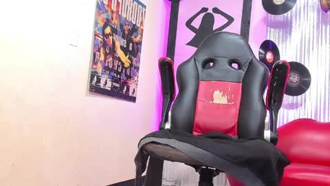 daisy_jonexxx22 online show from 8, 4, 2026