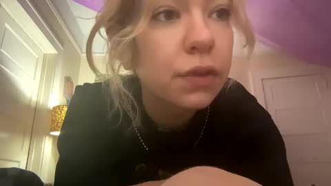 Snapshot of daisybaby699 chatting on 31, 12, 2024 DaisyB3 online show from 31, 12, 2024