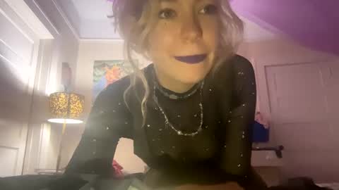 Snapshot of daisybaby699 chatting on 1, 1, 2025 DaisyB3 online show from 1, 1, 2025