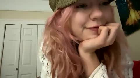 Snapshot of daisybaby699 chatting on 18, 1, 2025 DaisyB3 online show from 18, 1, 2025