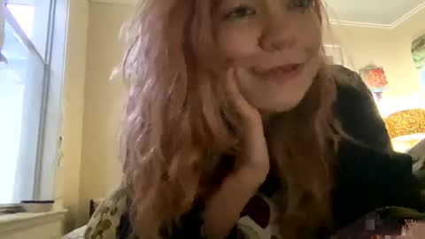 Snapshot of daisybaby699 chatting on 8, 2, 2025 DaisyB3 online show from 8, 2, 2025