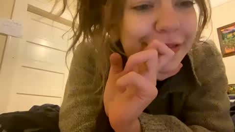 Snapshot of daisybaby699 chatting on 17, 2, 2025 DaisyB3 online show from 17, 2, 2025