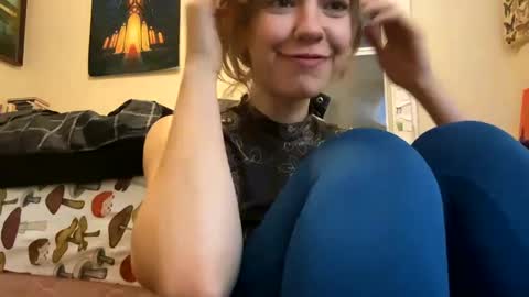 Snapshot of daisybaby699 chatting on 27, 2, 2025 DaisyB3 online show from 27, 2, 2025