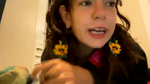 Snapshot of daisybaby699 chatting on 9, 9, 2025 DaisyB3 online show from 9, 9, 2025
