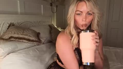 Daisy Dreams online show from 1, 3, 2026