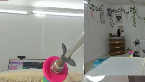 Snapshot of daki_ume_ chatting on 24, 11, 2025 daki_ume_ online show from 24, 11, 2025