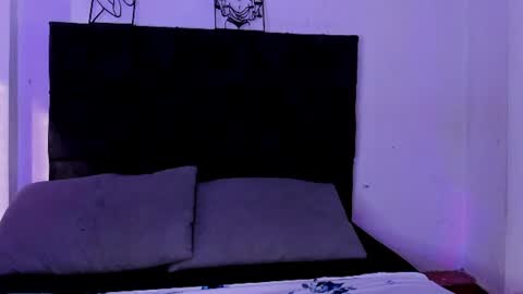 dakostelee1_ online show from 28, 7, 2026