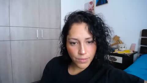 IG  dakotasofiaa online show from 16, 12, 2024