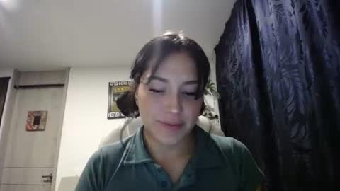 IG  dakotasofiaa online show from 18, 1, 2025