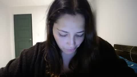 IG  dakotasofiaa online show from 25, 4, 2026