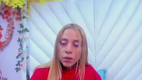 Snapshot of dakota_angell_ chatting on 4, 2, 2026 Dakota online show from 4, 2, 2026