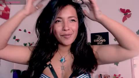 Caroliina online show from 29, 9, 2025