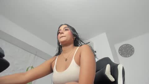 dakota_x18 online show from 6, 10, 2025