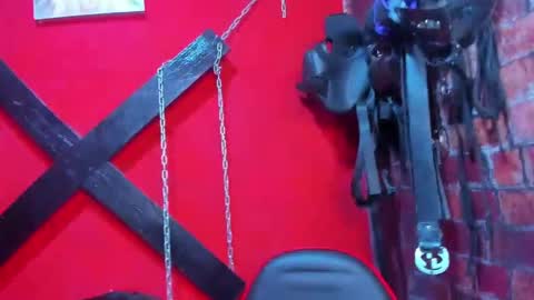 Mariana online show from 5, 4, 2026