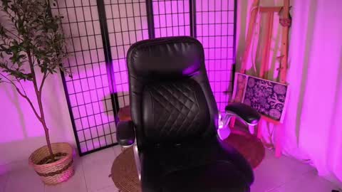 Dalia Morgan online show from 2, 3, 2025