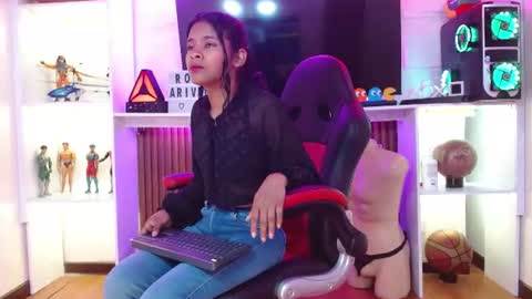 Snapshot of daliila_queen chatting on 16, 6, 2026 dalila online show from 16, 6, 2026