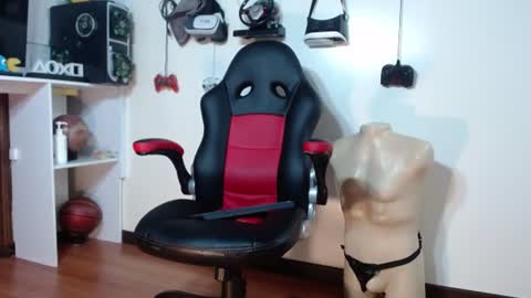 Snapshot of daliila_queen chatting on 29, 6, 2026 dalila online show from 29, 6, 2026