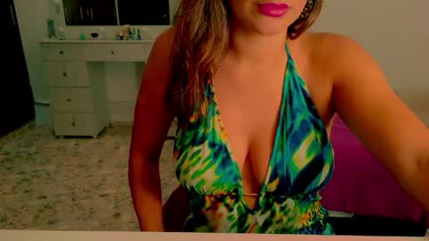 Snapshot of dalila_sexxx chatting on 9, 6, 2026 Dalila online show from 9, 6, 2026