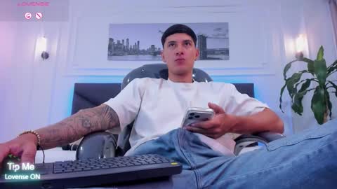 DAMIAN online show from 22, 12, 2025