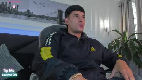 DAMIAN online show from 5, 3, 2026