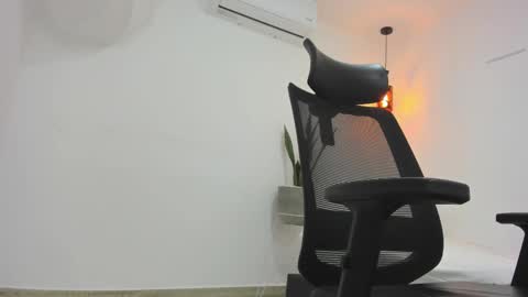 D A M I A N online show from 1, 11, 2025