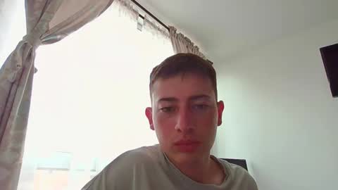 Snapshot of damian_de chatting on 16, 2, 2025 damian_de online show from 16, 2, 2025