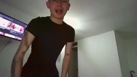 Snapshot of damian_de chatting on 18, 2, 2025 damian_de online show from 18, 2, 2025