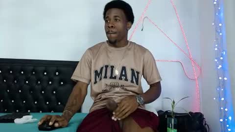 Snapshot of damian_hart_24cm chatting on 18, 6, 2026 damian_hart_24cm online show from 18, 6, 2026