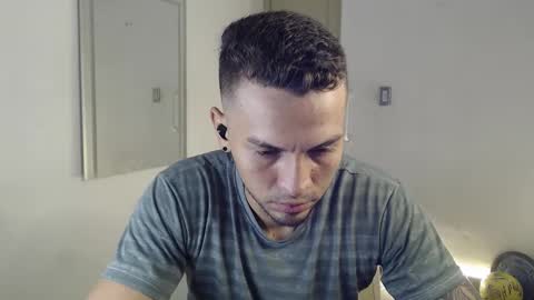 Snapshot of damian_muscle chatting on 9, 9, 2025 Damian online show from 9, 9, 2025