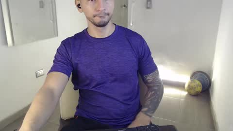 Snapshot of damian_muscle chatting on 14, 9, 2025 Damian online show from 14, 9, 2025