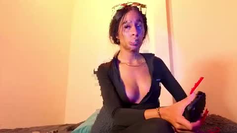 Snapshot of damian_n_lissa chatting on 11, 5, 2026 damian_n_lissa online show from 11, 5, 2026
