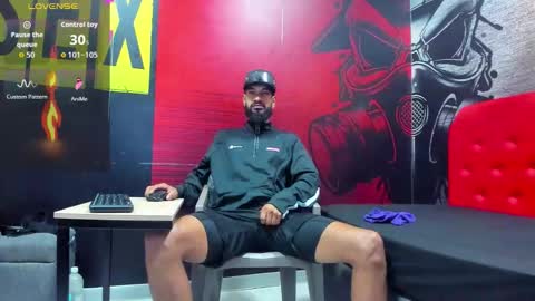 Snapshot of damian_shakur chatting on 29, 9, 2025 damian_shakur online show from 29, 9, 2025