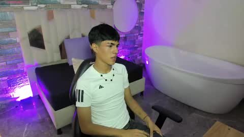 damian_tay online show from 2, 5, 2026