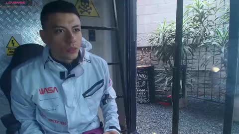 Snapshot of damianphill chatting on 26, 12, 2024 Damian Phill online show from 26, 12, 2024