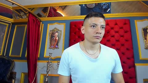 Snapshot of damianphill chatting on 2, 2, 2025 Damian Phill online show from 2, 2, 2025