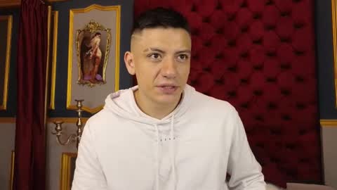 Snapshot of damianphill chatting on 8, 3, 2025 Damian Phill online show from 8, 3, 2025