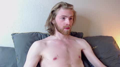 Snapshot of damien_diamond chatting on 17, 12, 2024 damien_diamond online show from 17, 12, 2024