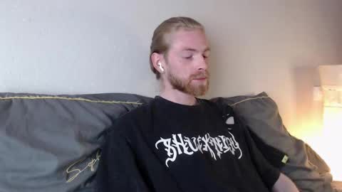 Snapshot of damien_diamond chatting on 5, 10, 2025 damien_diamond online show from 5, 10, 2025