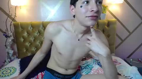Snapshot of damiian21_ chatting on 11, 2, 2025 Damiian21 online show from 11, 2, 2025