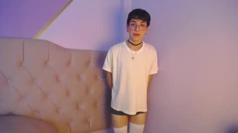 Snapshot of damiian21_ chatting on 8, 3, 2025 Damiian21 online show from 8, 3, 2025