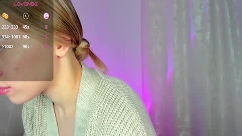 Snapshot of damn_cutie chatting on 27, 2, 2025 Tiana online show from 27, 2, 2025