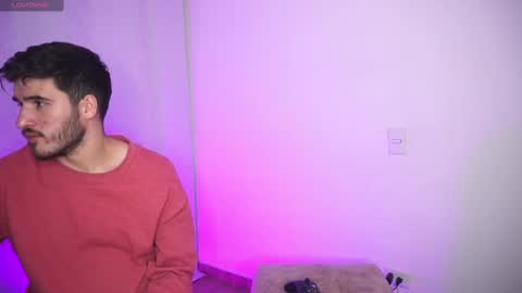 damon_frost online show from 24, 9, 2025